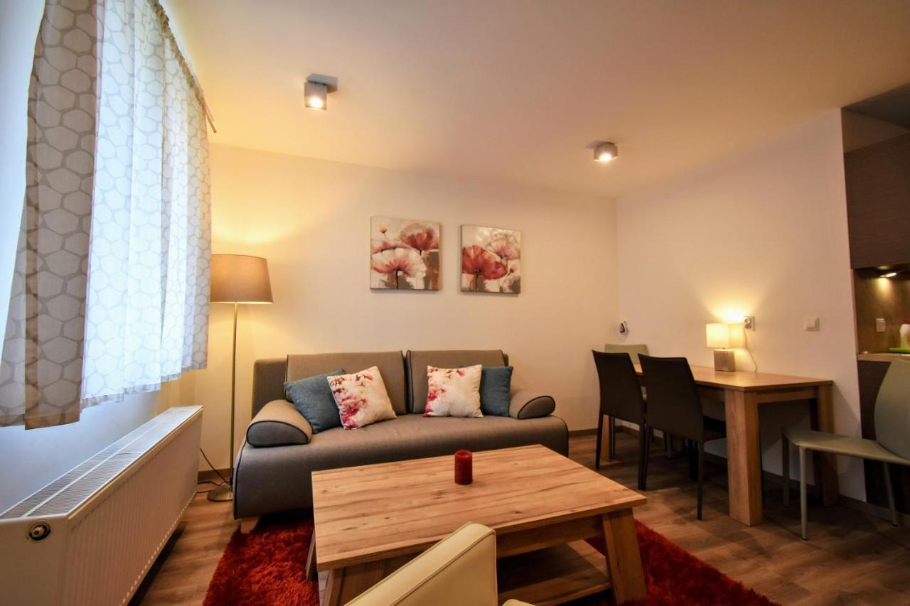 Apartment Dalibor II With Private Entrance And Private Garage Špindlerŭv Mlýn Exterior foto